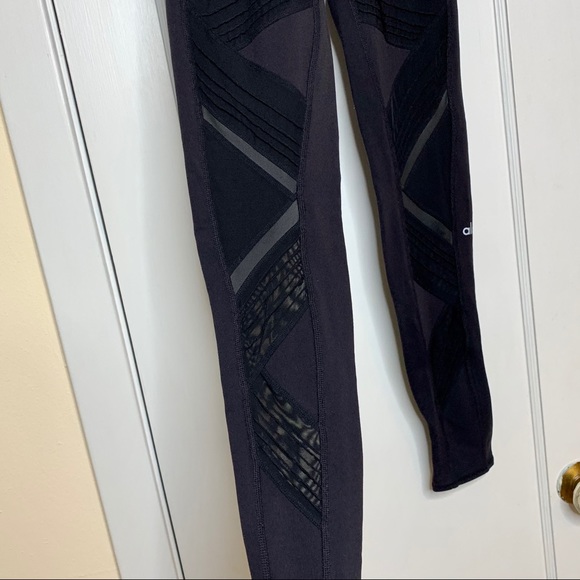 ALO High-Waist Ultimate Legging Mesh Panel Black S - Picture 6 of 15